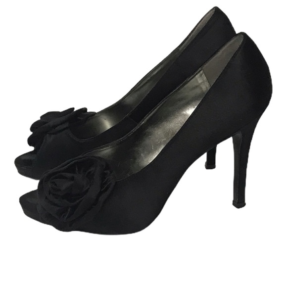 Nine West Shoes - Nine West Black Satin Rosette Peeptoe Heels 9M